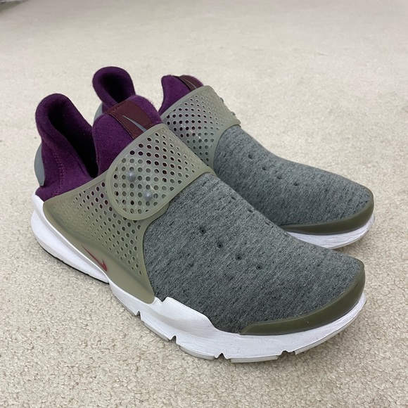 Nike Other - Nike Sock Dart Cloth Low Trainer